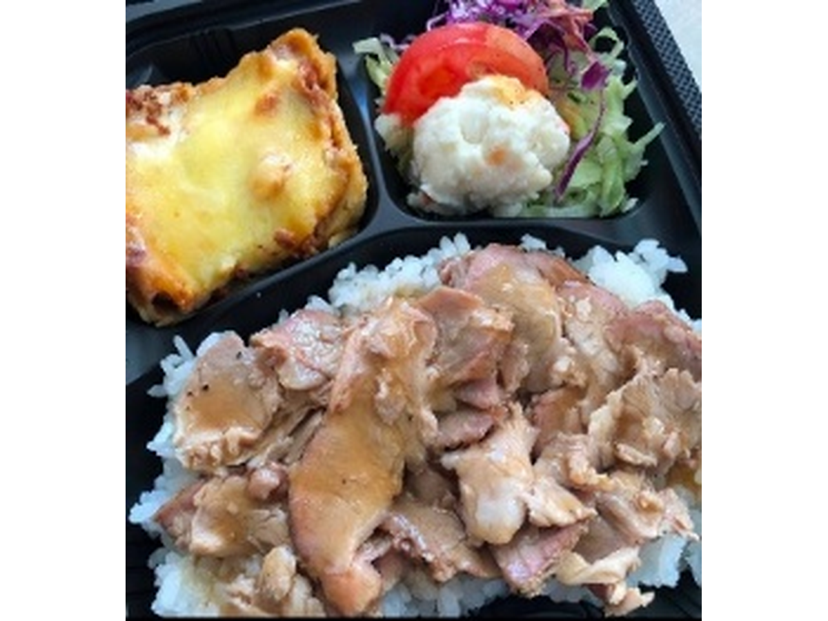 URBANO's Kitchen ローストポークライス